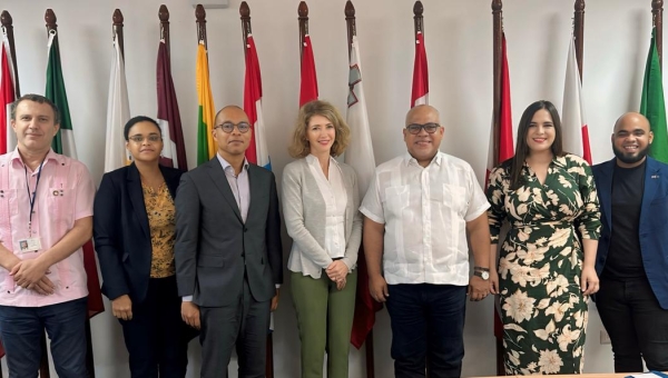 Director Promipyme sostiene encuentro con embajadora Unión Europea